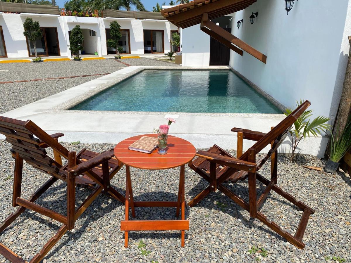 Hotel Casa Victoria Zihuatanejo Eksteriør billede