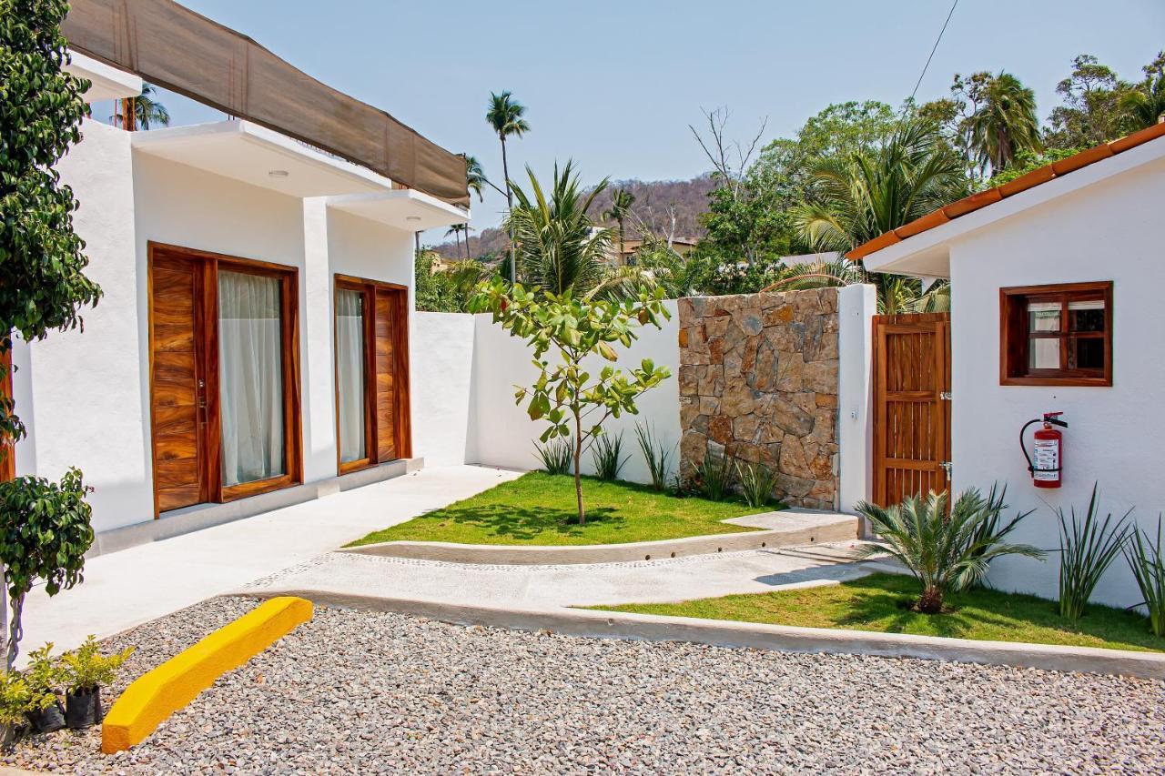 Hotel Casa Victoria Zihuatanejo Eksteriør billede