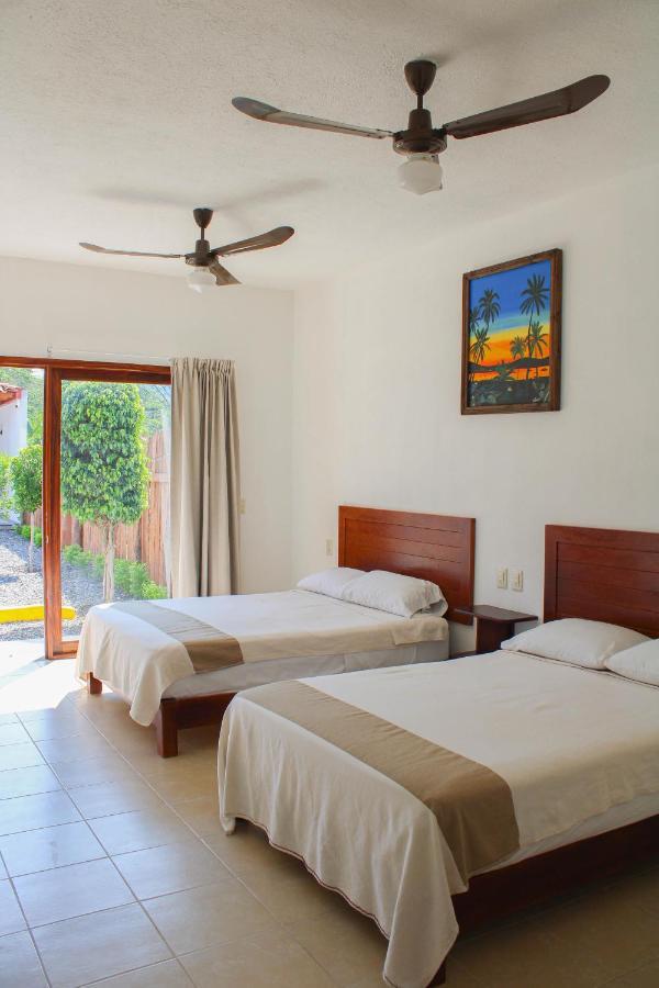 Hotel Casa Victoria Zihuatanejo Eksteriør billede